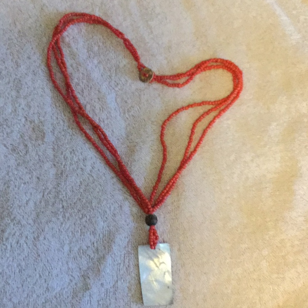 Shell & bead necklace - Picture 2 of 3